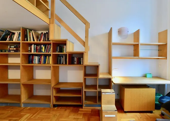 Stylish, Cosy & "self-check-in" Viena